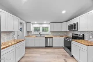 219 Lanier Avenue, Rocky Point, NC 28457 – photo 10