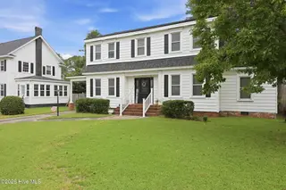 1410 Rhem Avenue, New Bern, NC 28560 – photo 5: 4-web-or-mls-0C0A9219