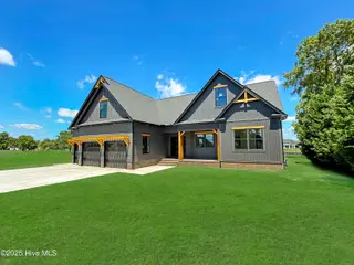 2224 Yawl Street, Elizabeth City, NC 27909 – photo 2: Right Angled Front