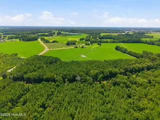 1175 Laurie Ellis Road, Winterville, NC 28590 – photo 7: 7-web-or-mls-DJI_20260730135211_0075_D