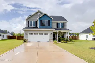 148 W Broughton Lane, Rocky Point, NC 28457 – photo 3: Front