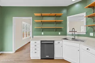 1652 Chadwick Shores Drive, Sneads Ferry, NC 28460 – photo 13: 18