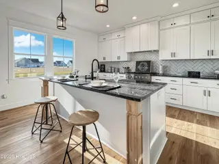 11112 Yawl Street, Elizabeth City, NC 27909 – photo 12: Bar/Island and Kitchen