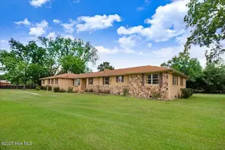 420 Waters Circle, Goldsboro, NC 27534 – photo 3: 02-420 Waters Cir-2