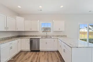 718 Regiment Road, Jacksonville, NC 28546 – photo 14: DSC07585