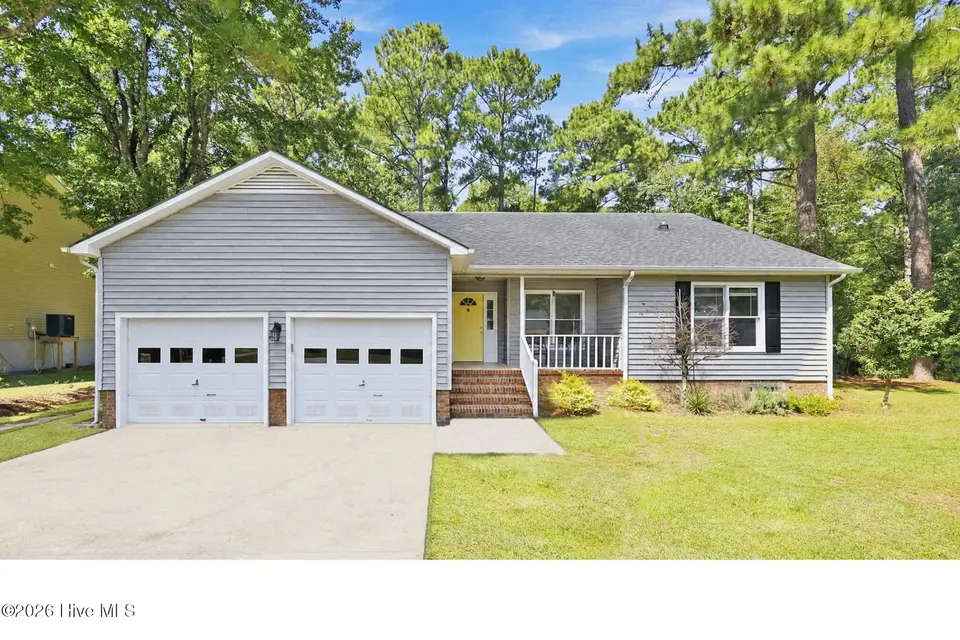 1122 Barkentine Drive, New Bern, NC 28560 – photo 1 of 56: 1122 Barkentine Drive