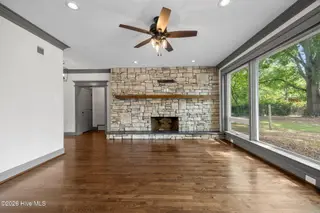1041 E Rock Spring Road, Greenville, NC 27858 – photo 5: 19-web-or-mls-IMG_0024
