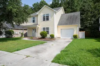 305 Providence Drive, Jacksonville, NC 28546 – photo 3