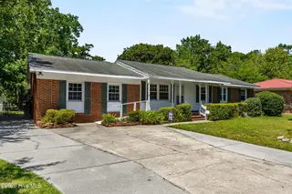 403 Oakwood Avenue, Jacksonville, NC 28546 – photo 2