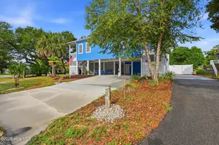 7008 E Oak Island Drive, Oak Island, NC 28465 – photo 5