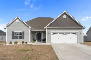 211 Moonstone Court, Jacksonville, NC 28546 – photo 2: 211 Moonstone