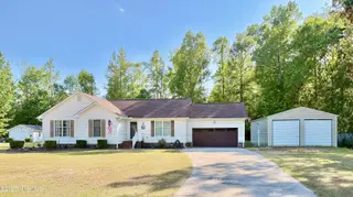 203 Hillingdale Drive, Washington, NC 27889 – photo 1: Main View
