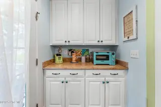 826 N Caswell Avenue, Southport, NC 28461 – photo 6: shniderproductions.com-23