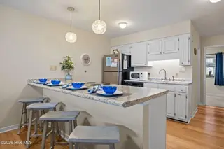 9100 Reed Drive 1108, Emerald Isle, NC 28594 – photo 11: Kitchen