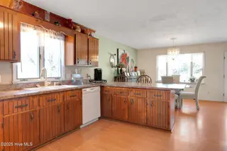 320 Pinecrest Drive, Chadbourn, NC 28431 – photo 4: 320_Pinecrest_Dr_Chadbourn_NC_28431_USA-
