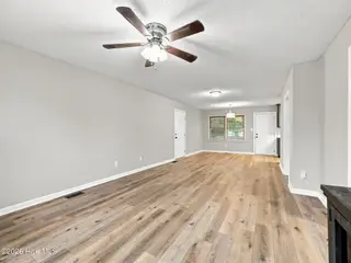1110 Brynn Marr Road, Jacksonville, NC 28546 – photo 5