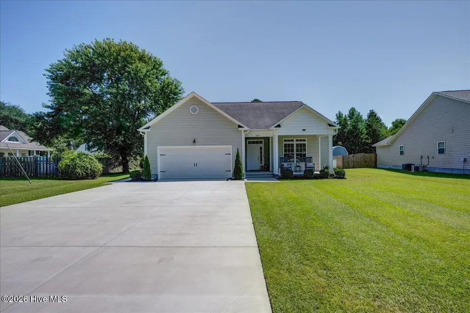 487 Carolina Pines Boulevard, New Bern, NC 28560 – photo 1 of 56: 04-487_Carolina_Pines-34