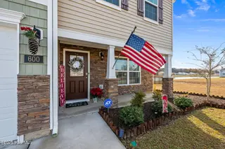 600 Lake Tyler Drive, New Bern, NC 28560 – photo 3: 3-web-or-mls-DSC_1400