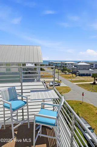 302 Alabama Avenue Unit 2, Carolina Beach, NC 28428 – photo 16: 41_302_alabama_ave_unit_2_041