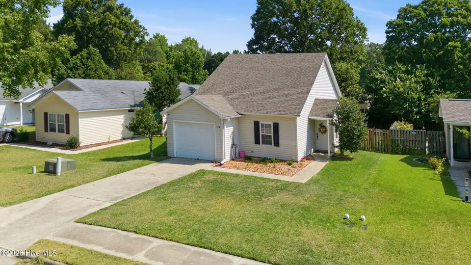 3714 Elizabeth Avenue, New Bern, NC 28562 – photo 1 of 41: Front