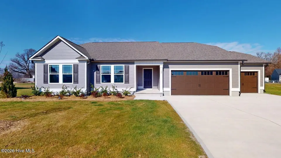 107 Gorman Place, La Grange, NC 28551 – photo 1 of 26: Main