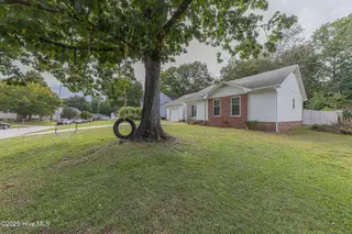 153 Raintree Circle, Jacksonville, NC 28540 – photo 5: 5FRONT