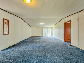107 Bluebird Drive, Elizabeth City, NC 27909 – photo 2: Living Room