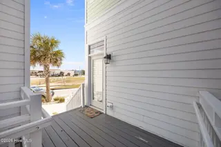 110 West Drive B, Atlantic Beach, NC 28512 – photo 4: 27-web-or-mls-IMG_6177