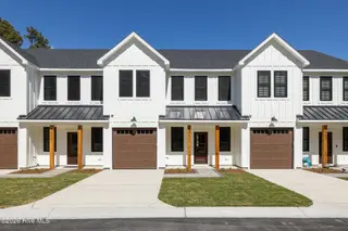 107 Star Lake Circle C, Cape Carteret, NC 28584 – photo 2: 2-web-or-mls-1S3A2478
