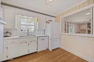 3007 S Elm Street, Greenville, NC 27858 – photo 21: 24-web-or-mls-IMG_0818