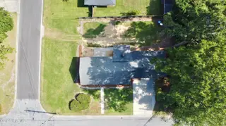 1215 N Respess Street, Washington, NC 27889 — 3-bedroom home, Washington, NC, photo 16 of 17: dji_fly_20260930_143208_836_179079320206