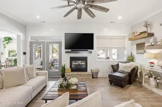 928 Baldwin Park Drive, Wilmington, NC 28411 – photo 17: 017_928_baldwin_drive-1_932