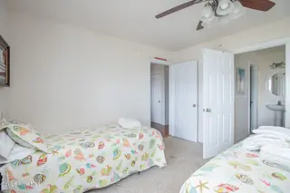2013 Emerald Drive, Emerald Isle, NC 28594 – photo 19: 2013 EMERALD DRIVE (31)