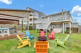 1720 N New River Drive, Surf City, NC 28445 — 5-bedroom home in Old Settlers Beach, Surf City, NC, photo 6 of 44