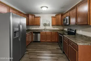 207 Seville Street, Jacksonville, NC 28546 — 3-bedroom home in Carolina Plantations, Jacksonville, NC, photo 13 of 35: 207SevilleSt-12
