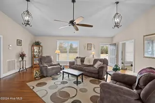 3777 Waters Mill Road, La Grange, NC 28551 – photo 10: 22-web-or-mls-BLS_0057