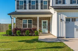 69 Bellows Lane, Rocky Point, NC 28457 – photo 3: 003-69BellowsLane-RockyPoint-NC-28457-SM