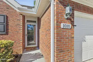 1010 Avenshire Circle, Wilmington, NC 28412 – photo 8: Front entry