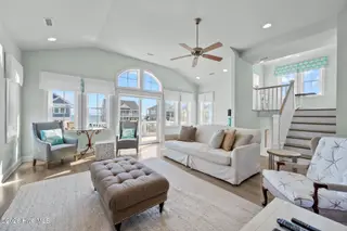 26 Porpoise Place, North Topsail Beach, NC 28460 – photo 6: Living Room