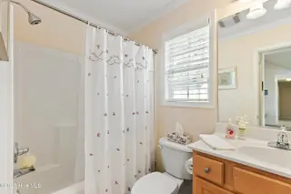 33 Gate 6, Carolina Shores, NC 28467 – photo 22: Hall Bath