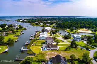 119 L 10 Cape Point Boulevard, Cape Carteret, NC 28584 – photo 23: Waterfront Community