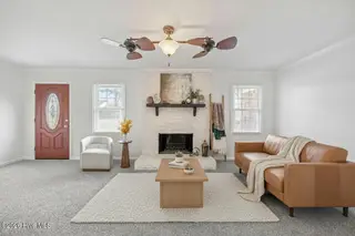 37 Barnes Street, Greenville, NC 27858 – photo 5: Virtually Staged