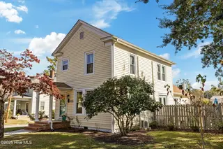 1009 N Market Street, Washington, NC 27889 – photo 5: 5-web-or-mls-IMG_7137