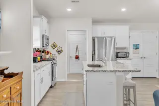 101 Grantham Place, New Bern, NC 28560 – photo 12: 12-5V8A8981