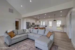 208 Crown Drive, Washington, NC 27889 – photo 14: IMG_1150
