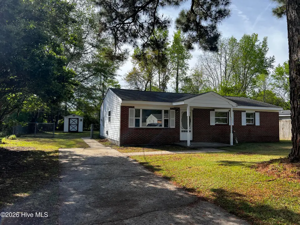 109 Ramsey Drive, Jacksonville, NC 28540 – photo 1 of 10: Front