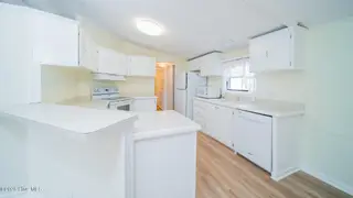 1076 Clubview Lane SW, Calabash, NC 28467 — 3-bedroom manufactured home in Village At Calabash, Calabash, NC, photo 12 of 23