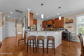 124 W Pelican Drive, Oak Island, NC 28465 – photo 8: 20-web-or-mls-CZ9A9094