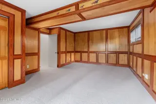 121 White Ash Drive, Pine Knoll Shores, NC 28512 – photo 10: 9-web-or-mls-chadwick-visuals-121-white-