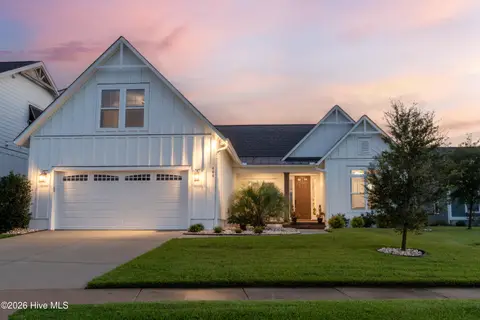 404 Summerhouse Dr, Holly Ridge